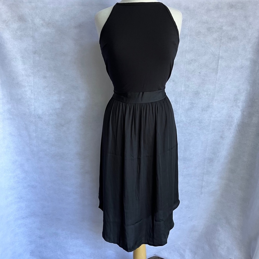 NWT LOFT, Mixed Media,Flare Black Dress size 6 - Picture 3 of 11